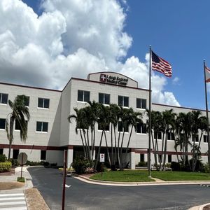 HEALTHPARK MEDICAL CENTER - Updated July 2026 - 57 Photos & 81 Reviews ...