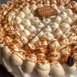 Les Nuages Gourmands d'Emma - Pavlova café et spéculoos