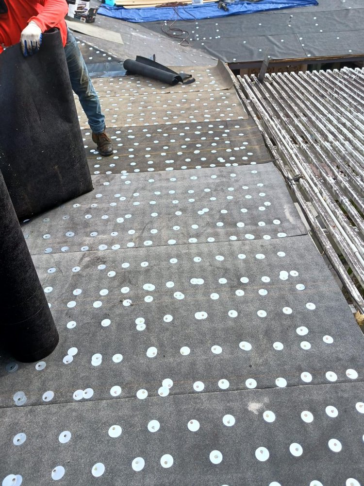 Slide of Borja’s Roofing