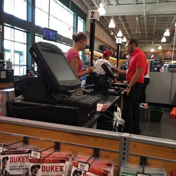DICK'S Sporting Goods - Sports Wear Near Me - Mentor, Ohio