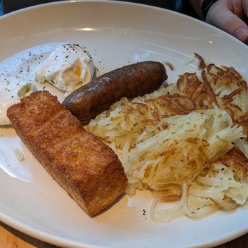 Founding Farmers DC - American Near Me - Washington, DC, District of Columbia