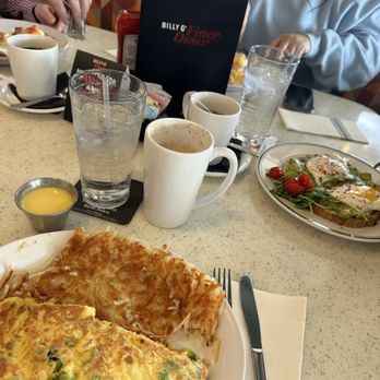 Billy G's - Veggie Omelet - Breakfast & Brunch Near Me - Chesterfield, Missouri