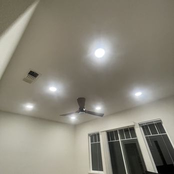 Omar Electric & Solar - Install LED Recessed Ceiling Light with fan - Electricians Near Me Omar Electric & Solar - Install LED Recessed Ceiling Light with fan - Electricians Near Me