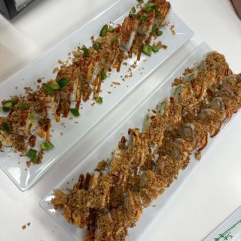 Ni Ni’s Cafe - On the left, the Spicy Roll, Juan Roll in the middle, and the Shaggy Dog Roll on the right. - Sushi Bars Near Me - Sherman, Texas Ni Ni’s Cafe - On the left, the Spicy Roll, Juan Roll in the middle, and the Shaggy Dog Roll on the right. - Sushi Bars Near Me - Sherman, Texas