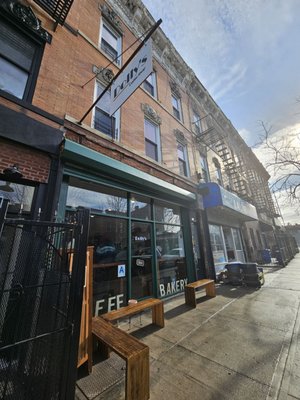 Dolly's Coffee Shop by null