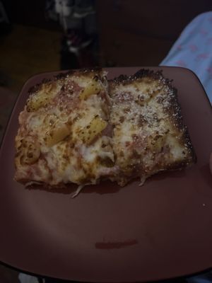 Motown's Pizza by null