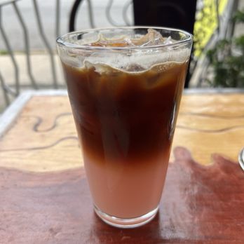Paper or Plastik Cafe - Pop Lemonade with a shot of Espresso - New American Near Me - Los Angeles, California
