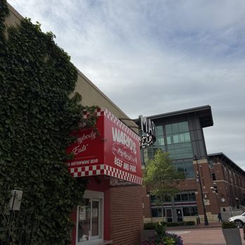 Warios Beef and Pork - Exterior - Cheesesteaks Near Me - Columbus, Ohio