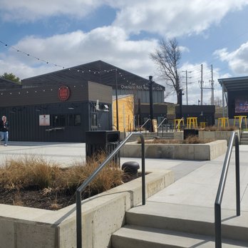 SERV - Outside patio area - American Near Me - Overland Park, Kansas