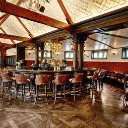 dress code for tavern on the green What is code? Can you dine in casual wear dinner? — tavern on the green pictures