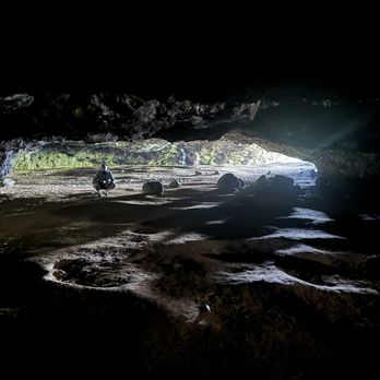 Maniniholo Dry Cave - Cave - Landmarks & Historical Buildings Near Me - Kilauea, Hawaii Maniniholo Dry Cave - Cave - Landmarks & Historical Buildings Near Me - Kilauea, Hawaii