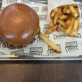 Gordon Ramsay Plane Food - British Near Me - Hounslow, XGL