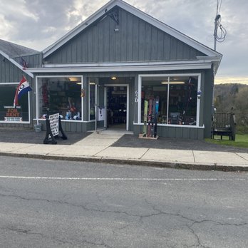 Ski Fanatics - Ski Fanatics - Ski & Snowboard Shops Near Me - Lanesboro, Massachusetts Ski Fanatics - Ski Fanatics - Ski & Snowboard Shops Near Me - Lanesboro, Massachusetts