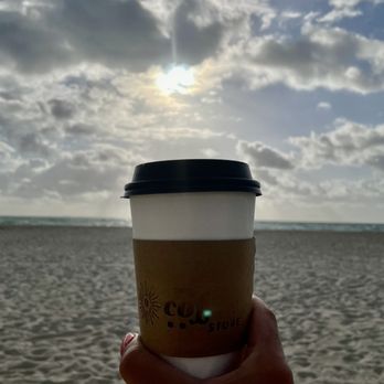El Aleph Coffee Haus - Large Americano - Coffee & Tea Near Me - Hollywood, Florida