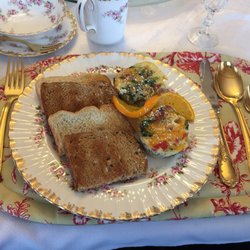 Vespers by the Sea - A great homemade breakfast of muffin omelettes and toast at Vespers By The Sea.