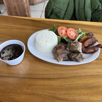 El Cubano - Cuban Near Me - Saint Paul, Minnesota