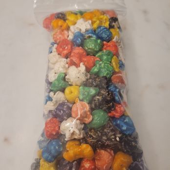 1886 Cafe & Bakery - Confetti Popcorn - American Near Me - Austin, Texas