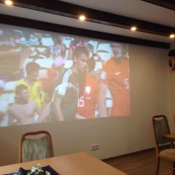 Zum Smut - Während der WM 2014 zu allen Live-Spielen mit "Public viewing" in HD