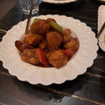 MEILI - (L) General Tso's Vegan Chicken - Chinese Near Me - Brooklyn, New York MEILI - (L) General Tso's Vegan Chicken - Chinese Near Me - Brooklyn, New York