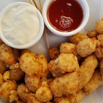 Yard House - Cheese curds - New American Near Me - Concord, California