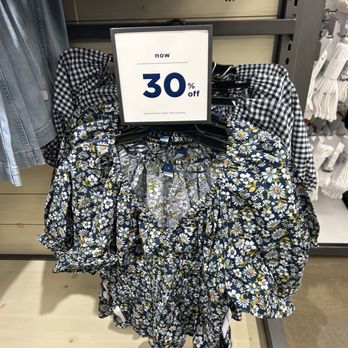 Old Navy - 30% - Men's Clothing Near Me - Springfield, Pennsylvania Old Navy - 30% - Men's Clothing Near Me - Springfield, Pennsylvania