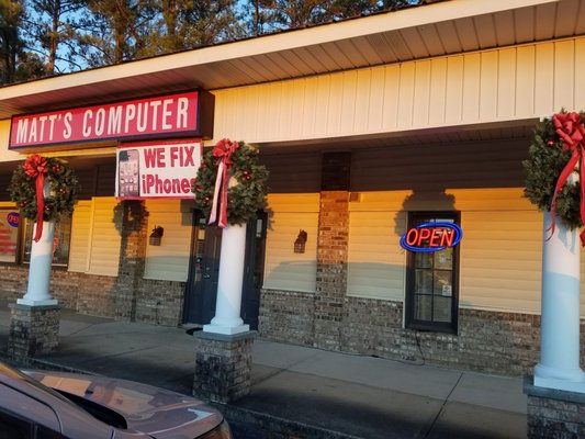 Matt's Computer & Wi-Fi