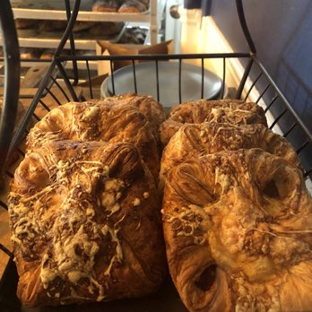 Black Walnut Bakery - Bakeries Near Me - Ottawa, Ontario Black Walnut Bakery - Bakeries Near Me - Ottawa, Ontario
