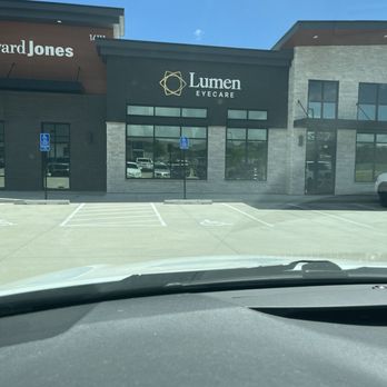 Lumen Eyecare - Front entrance - Optometrists Near Me - Urbandale, Iowa Lumen Eyecare - Front entrance - Optometrists Near Me - Urbandale, Iowa