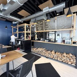 Bluto's - Order counter