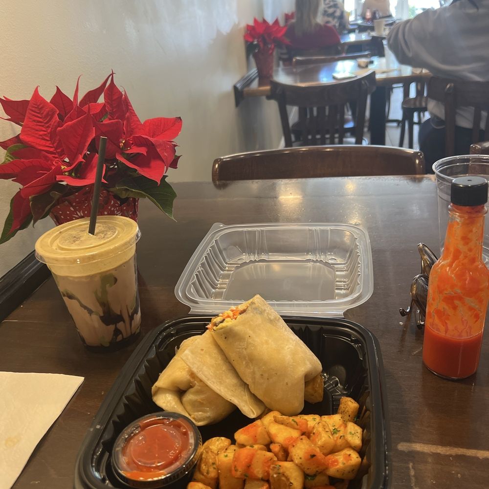 Breakfast burritos, Dubai Choc Latte and homemade hot sauce! Breakfast burritos, Dubai Choc Latte and homemade hot sauce!