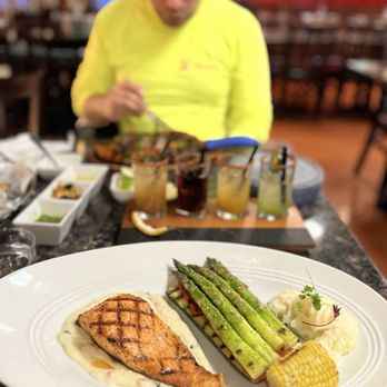 Baha Restaurant - Salmon - Seafood Near Me - Chicago, Illinois