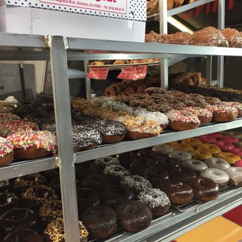 Doughnut Hut - Donuts Near Me - Burbank, California