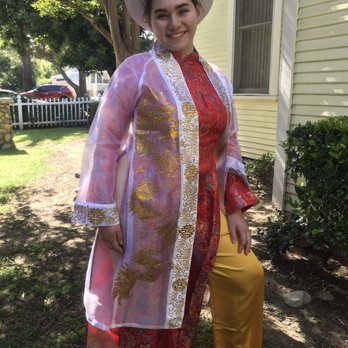 Mindy Fashion - Ao Dai, cover and hat all fit perfect, thanks to the help of the lovely ladies finding the perfect size! - Women's Clothing Near Me - Westminster, California Mindy Fashion - Ao Dai, cover and hat all fit perfect, thanks to the help of the lovely ladies finding the perfect size! - Women's Clothing Near Me - Westminster, California