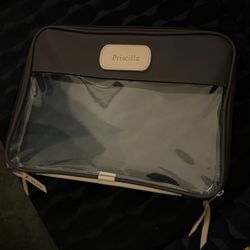 Julien's A Lifestyle Store - Folio in color: Espresso
