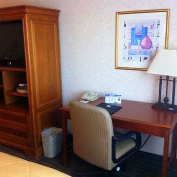Clarion Hotel - Hotels Near Me - Concord, California