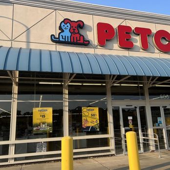 petco hours near me