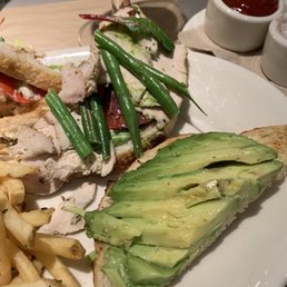 Look how much avocado in this sandwich!