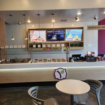 Yogurtland - Front - Ice Cream & Frozen Yogurt Near Me - Chino, California Yogurtland - Front - Ice Cream & Frozen Yogurt Near Me - Chino, California