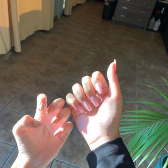 Chic Nails - Nail Salons Near Me - Medford, Oregon