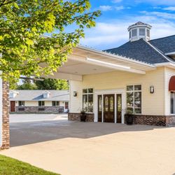 Best Western of Harbor Springs - Exterior