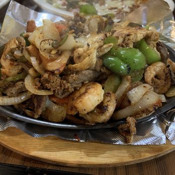 El Mezcal - Fajitas Mezcal - Mexican Near Me - Godfrey, Illinois