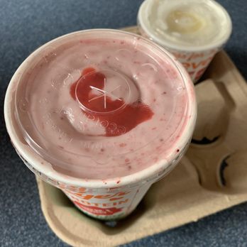 Next Level Burger - Strawberry CluckShake Orange Cream CluckShake - Burgers Near Me - Concord, California