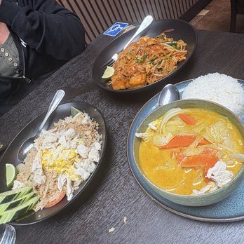 Khao Hom - Grub! - Thai Near Me - Hayward, California