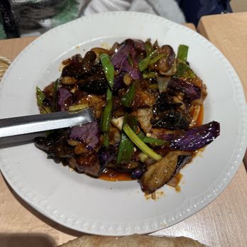 Mama Chang - Chinese Near Me - Fairfax, Virginia