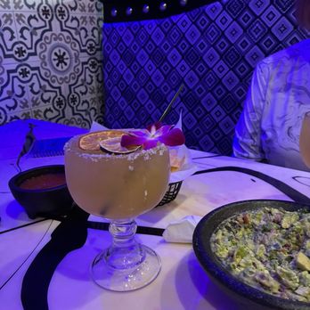 Plaza Tapatia - Margarita and tableside guacamole. - Mexican Near Me - Lutz, Florida Plaza Tapatia - Margarita and tableside guacamole. - Mexican Near Me - Lutz, Florida