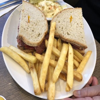 Bobby's Hideaway - Super Smoked Meat ($14.29) - Breakfast & Brunch Near Me - Mississauga, Ontario Bobby's Hideaway - Super Smoked Meat ($14.29) - Breakfast & Brunch Near Me - Mississauga, Ontario