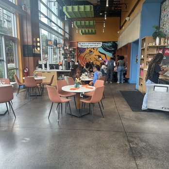 Uptown Yolk - Seating area - Southern Near Me - Charlotte, North Carolina Uptown Yolk - Seating area - Southern Near Me - Charlotte, North Carolina