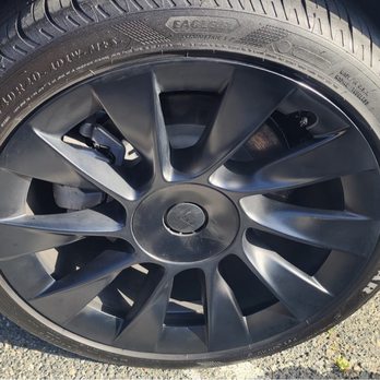 Floyd Mobile Auto Touch Up - Wheel & Rim Repair Near Me - Ontario, California