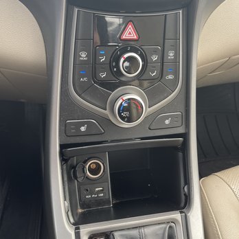 Speedy Lube Linden - Dash and center console - Auto Detailing Near Me - Linden, New Jersey