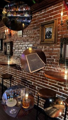 Hanson's Shoe Repair by null